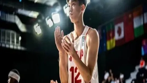 篮球巨星周琦的蜕变之路足球赛事数据：从次轮新秀到冠军队核心，收入突破156亿